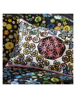 Coussin Garden Mix, Christian Lacroix -Deco En Ligne Soldes coussin garden mix christian lacroix 2