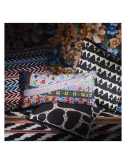 Coussin Reine D'Arles Multicolore, Christian Lacroix -Deco En Ligne Soldes coussin reine d arles multicolore christian lacroix 2