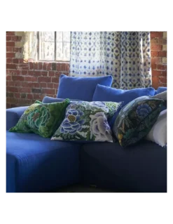 Coussin Rose De Damas Cobalt, Designers Guild -Deco En Ligne Soldes coussin rose de damas cobalt designers guild 2