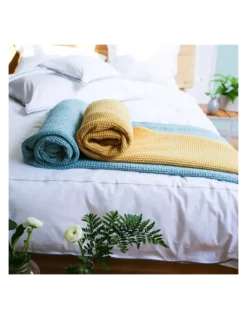 Jeté De Lit Alba Porcelain, Designers Guild -Deco En Ligne Soldes jete de lit alba porcelain designers guild 2