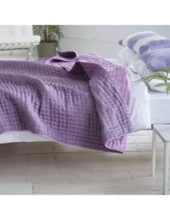 Jeté De Lit En Soie Chenevard Damson/Magenta, Designers Guild -Deco En Ligne Soldes jete de lit en soie chenevard damsonmagenta designers guild 2