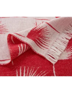 Plaid Edeum Rouge, K3 Design By Kenzo Takada -Deco En Ligne Soldes plaid edeum rouge k3 design by kenzo takada 1