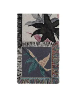 Plaid Iris Des Marais, Christian Lacroix -Deco En Ligne Soldes plaid iris des marais christian lacroix 1