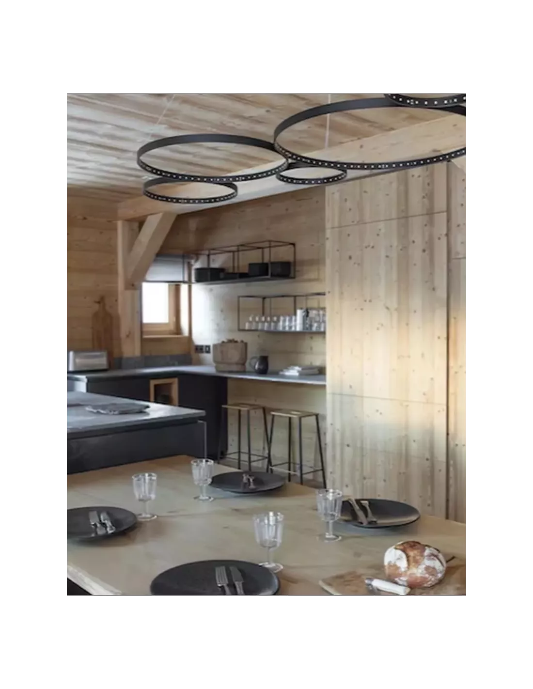 Suspension Ultra 8 Noire, Le Deun Luminaires 6 Suspension Ultra 8 Noire, Le Deun Luminaires – Image 4